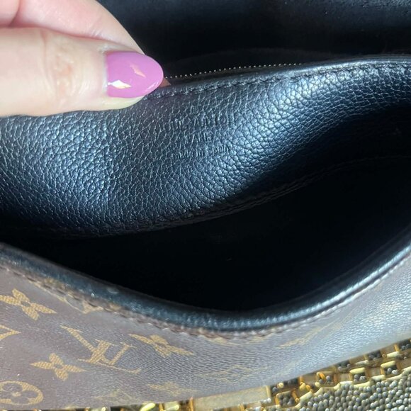 Louis Vuitton Pallas Chain Shoulder Bag Monogram Canvas and Calfskin - Black - Picture 8 of 12